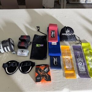 Accessories for exercise and strength training.